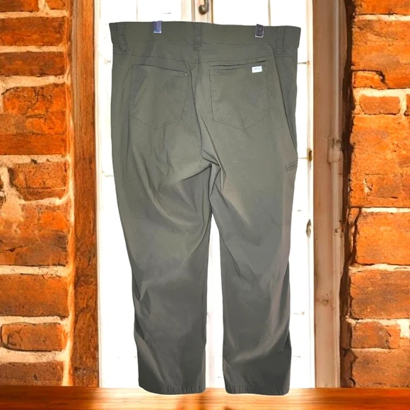 ORVIS Performance Slacks - 38x30 - Picture 3 of 8
